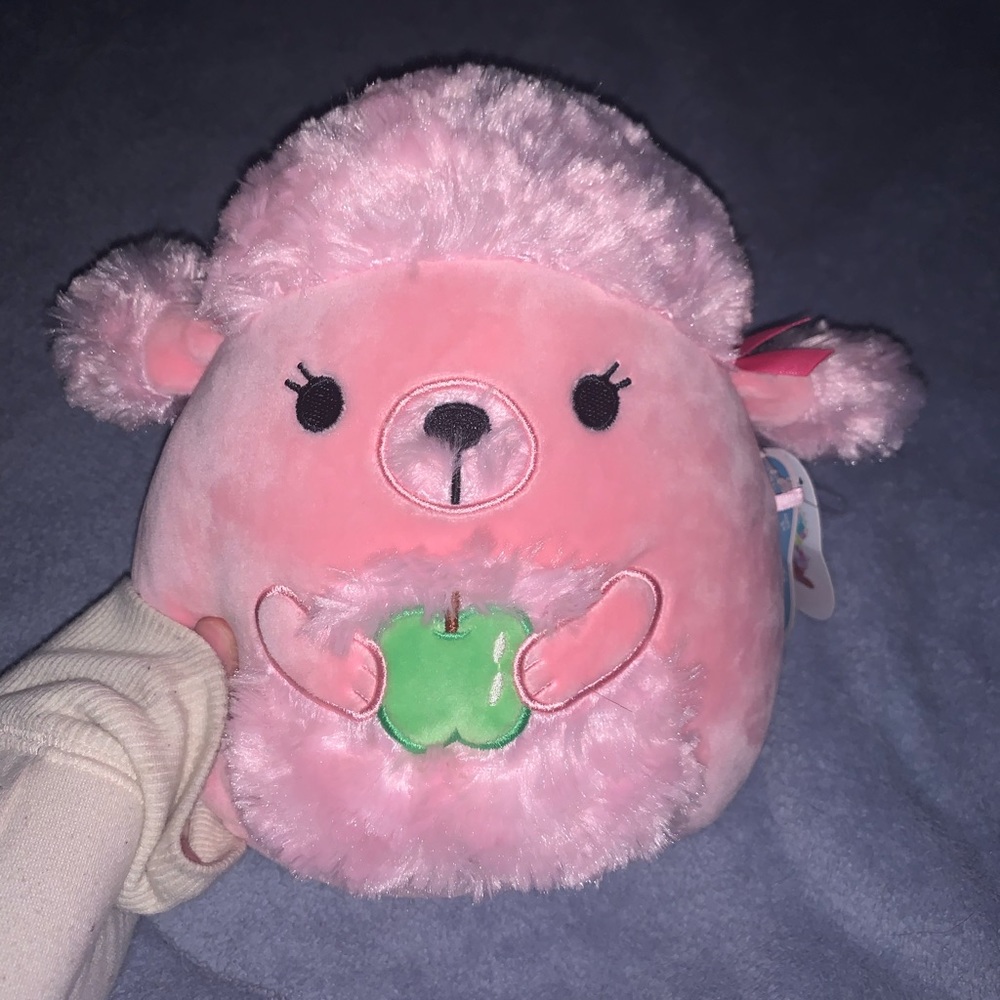 Chloe Squishmallow